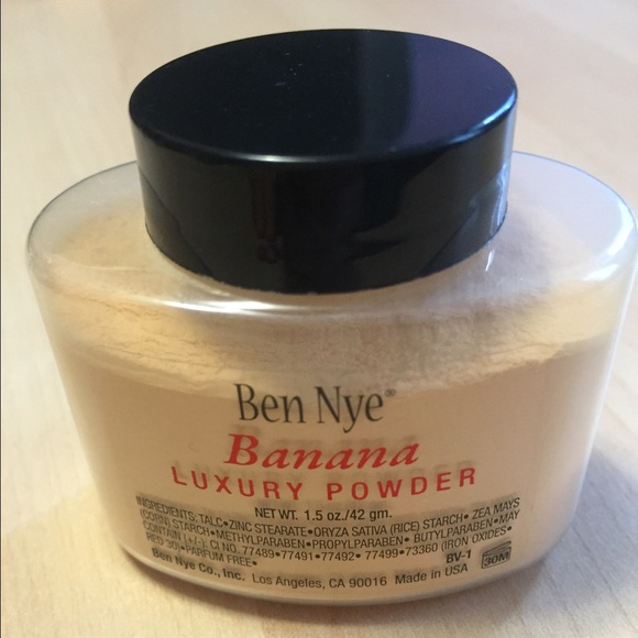Ben Nye Banana Luxury Powder
