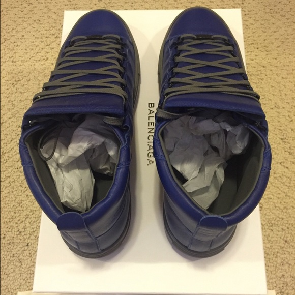 Balenciaga Size 43 (US size 10 or 11) Deadstock - Picture 3 of 4