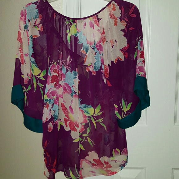 Floral Tunic Top - Picture 3 of 3