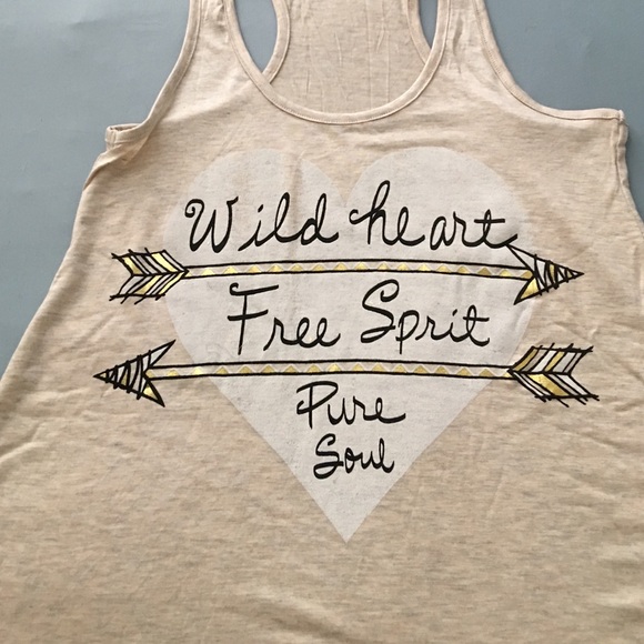 LAST ONE❗️❗️🍒ADORABLE NEW TOP🍒 - Picture 3 of 3