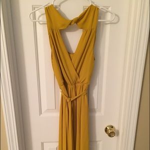 Express Dresses - Mustard Express dress Express Dresses - Mustard Express dress