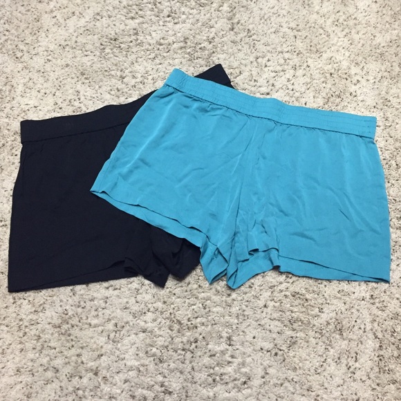 ❌SOLD❌air flowy teal and black Ann Taylor shorts
