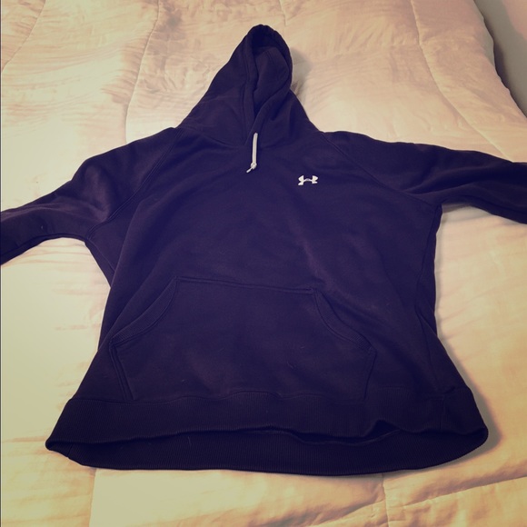 Under Armour hoodie SOLD‼️