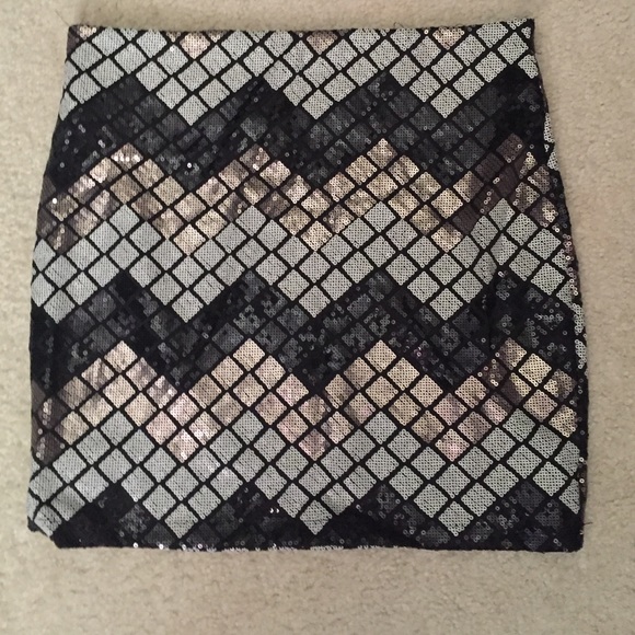 Boutique sequence skirt