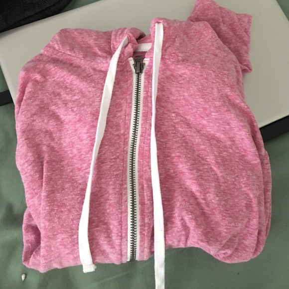 pink hoodie // Aeropostale