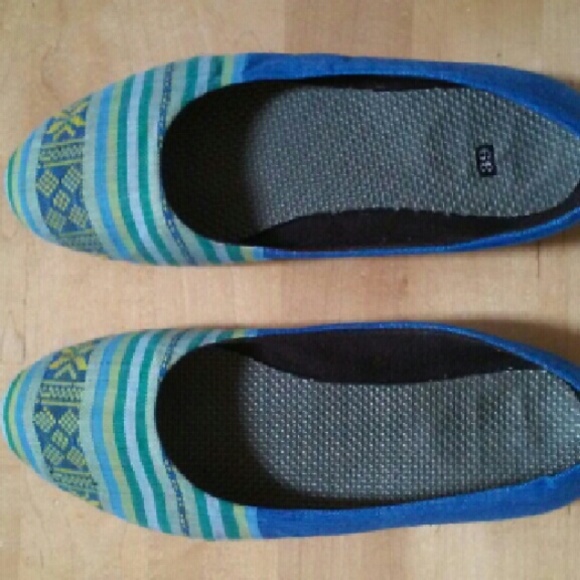 Vietnamese Textile Flats