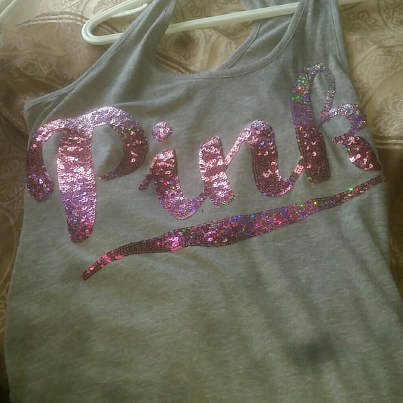 VS sleeveless grey shirt