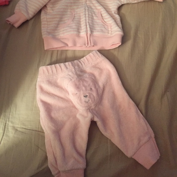 2pieces - Picture 2 of 2