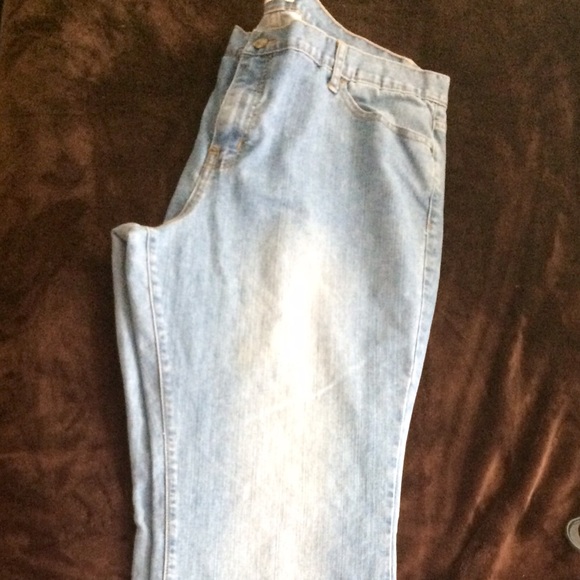 Women's jeans