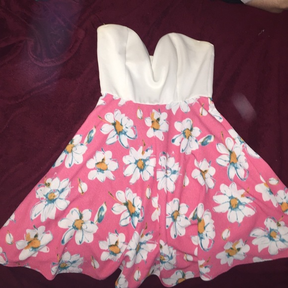 Strapless summer dress - Picture 1 of 3