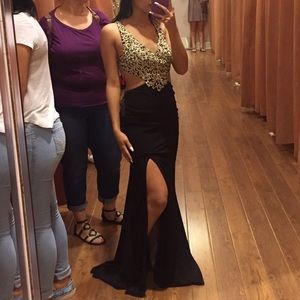 Camille La Vie prom dress