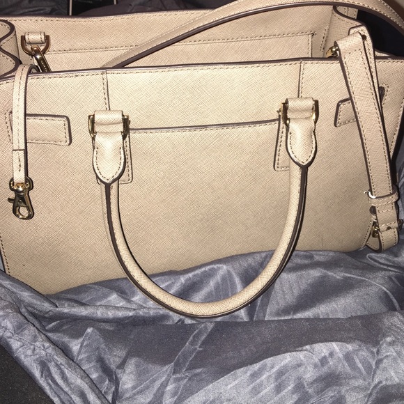 Michael Kors bag - Picture 3 of 3