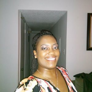 Meet your Posher, Lavina