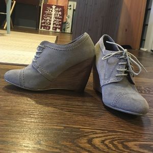 Aldo suede Oxford-style wedge