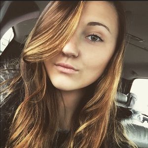 Meet your Posher, Lilly