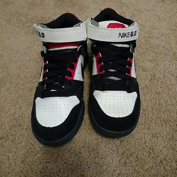 Nike Sneakers