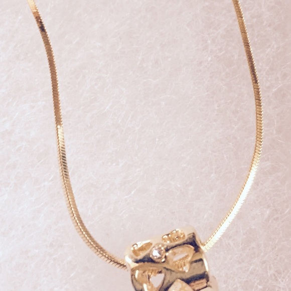 Gorgeous gold filled heart pendant necklace. - Picture 1 of 1