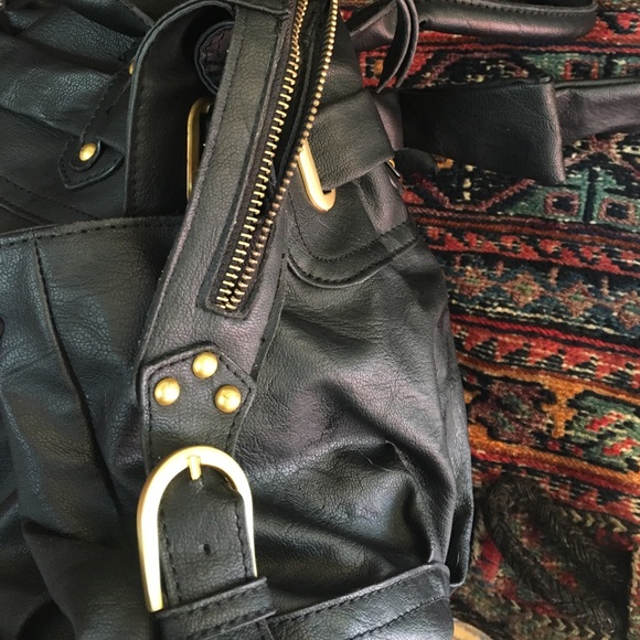 ZARA BLACK BAG W GOLD HARDWARE - Picture 4 of 5