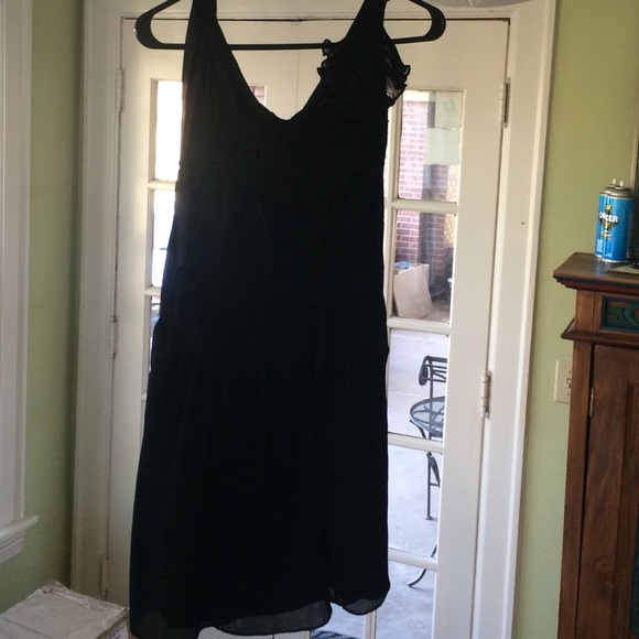 Dress - Picture 2 of 3