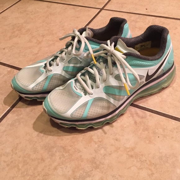 Livestrong Nike Air Max