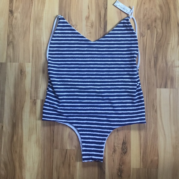 ❗️SOLD❗️KALO KINI: Hanu X Blurred lines $60🅿️🅿️ - Picture 1 of 3