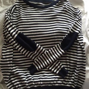 brandy melville sweater S!