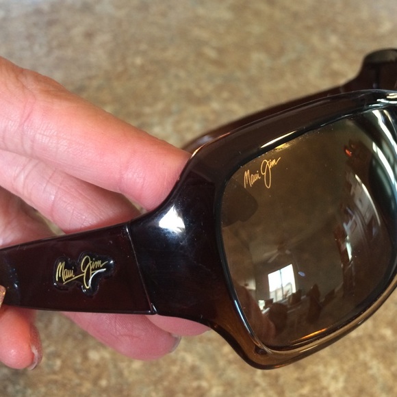 Sold-Maui Jim Palms Sunglasses - Picture 4 of 4