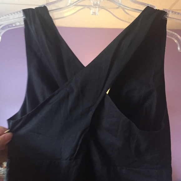 🎉Express crisscross back black dress - Picture 3 of 4