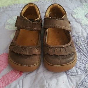 Child shoes