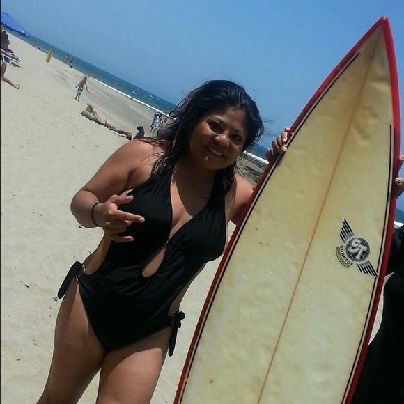 Meet your Posher! - Picture 4 of 4