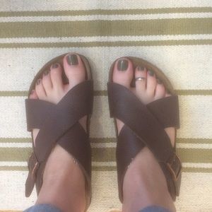 BROWN CRISS CROSS NARROW BIRKS