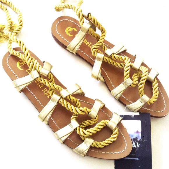 UO/Candela NYC Tan/Gold Leather Gladiator Sandals - Picture 2 of 3