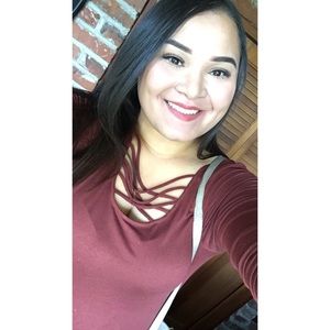 Meet your Posher, Mariela