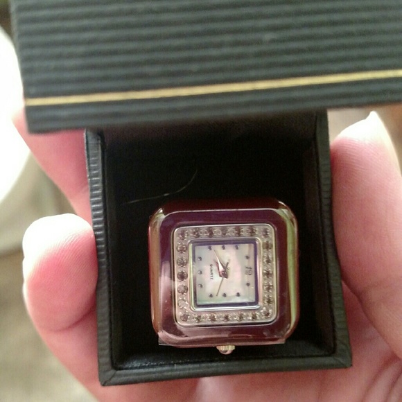 Ring Watch
