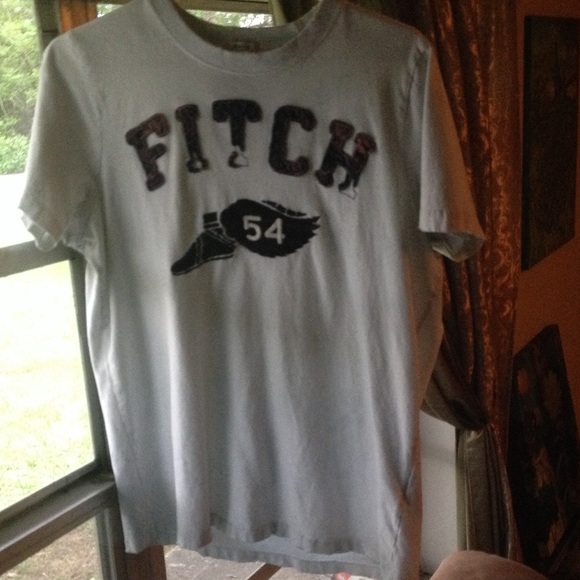 Abercrombie and Fitch muscle shirt - Picture 2 of 4