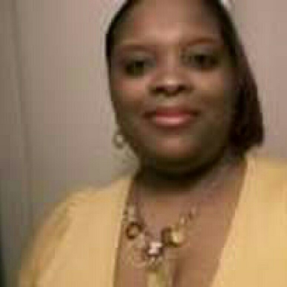 Meet your Posher, Tirihia