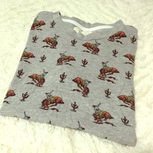 Cute unisex urban outfitters tee