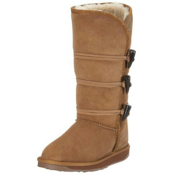 Soft and plush Emu paddington boots