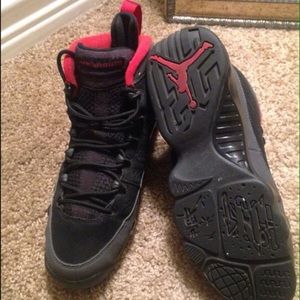 Girls Retro Air Jordan's 6 (GS)