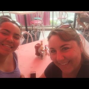 Meet your Posher, Anna