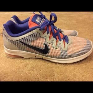 Nike Airmax size 7 women's