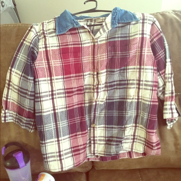 Tops - Vintage looking button up shirt.MAKE OFFER TODAY!!
