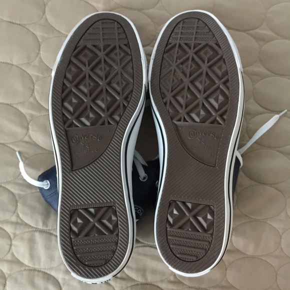 Men's Chuck Taylor Converse - Picture 4 of 4