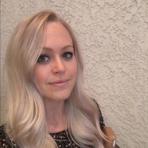 Meet your Posher, Natasha - Picture 4 of 4