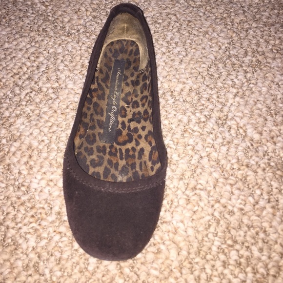 American Eagle Outfitters flats - Picture 2 of 3