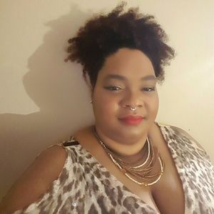 Meet your Posher, Latrice