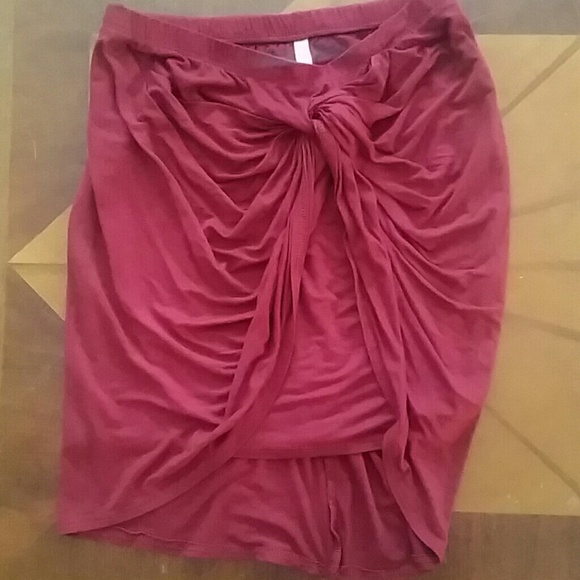 Burgundy Skirt - Picture 1 of 4