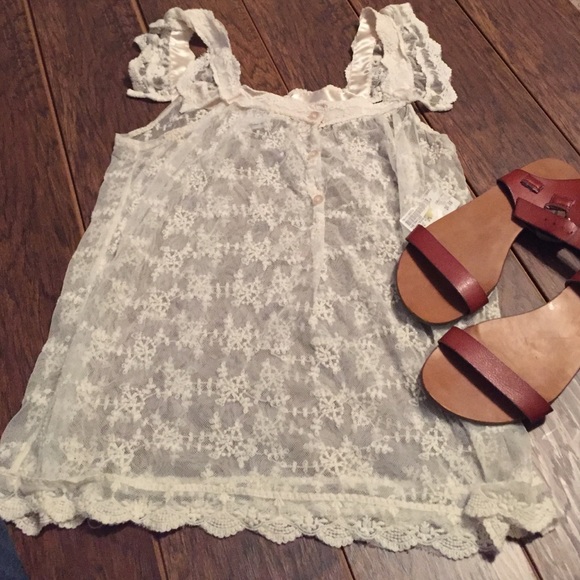 Pinky Tops - Lace blouse