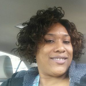 Meet your Posher, Annette