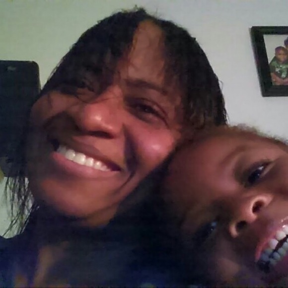 Meet your Posher, Christina - Picture 1 of 1